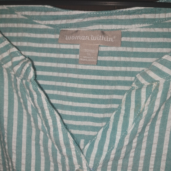 Woman Within shirt size 3x🦋 - Picture 3 of 15